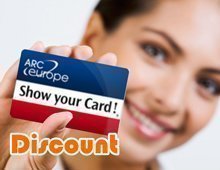Women is showing her membership card.